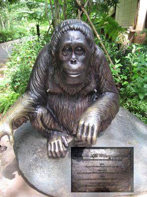 ah meng statue
