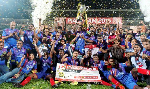 IPOH 27 OCTOBER 2016. Pasukan MISC-MIFA menjuarai Piala FAM 2016 di Stadium Perak, Ipoh. NSTP/MUHAIZAN YAHYA.