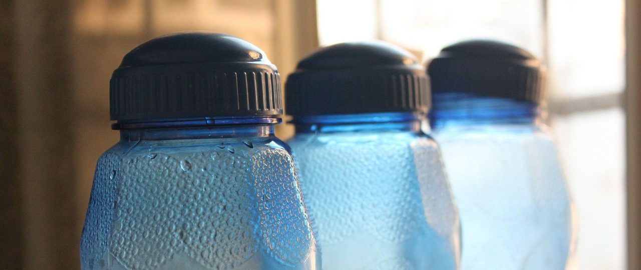 bottle-166406_1280
