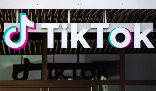 tiktok-keeps-ticking-in-us-as-deadline-for-asset-sale-passes