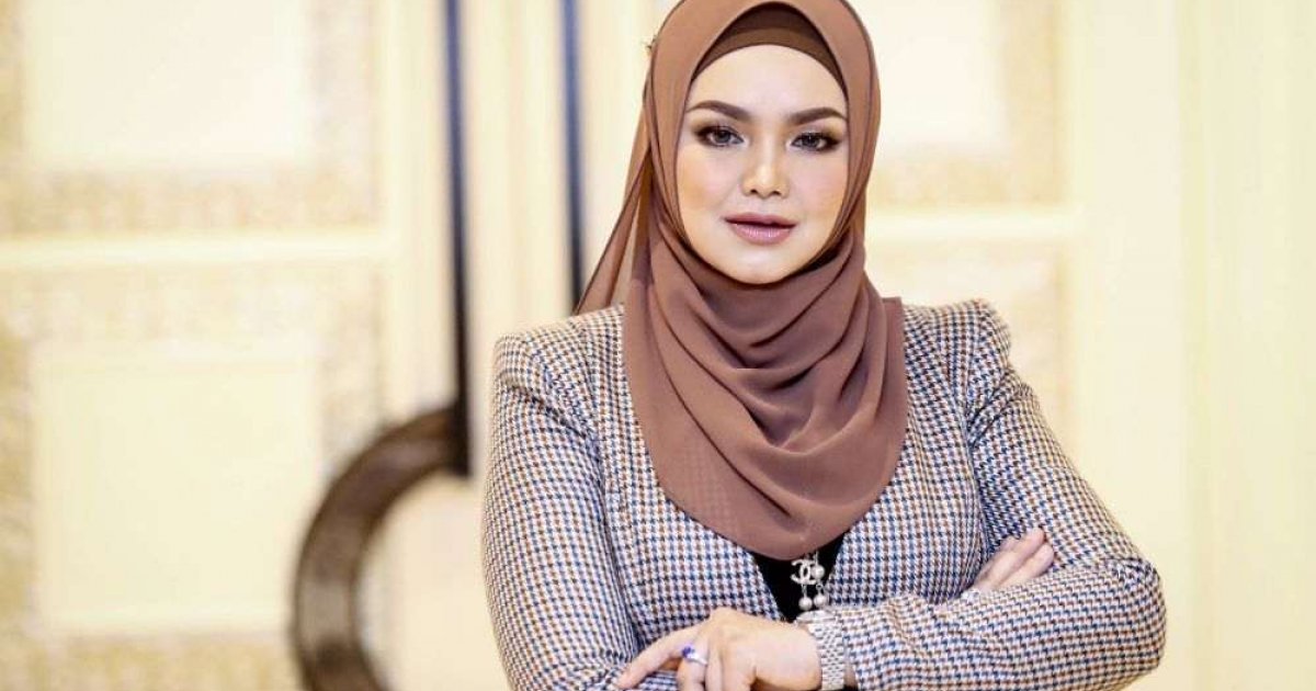 siti-nurhaliza-makes-forbes-asia’s-100-digital-stars-list-after-helping-struggling-food-vendors-in-covid-19-pandemic