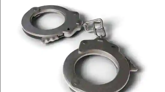 50-year-old-man-arrested-by-mumbai-police-for-robbing-mother’s-gold