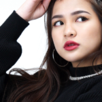 it’s-okay-not-to-be-okay:-malaysian-singer-abigail,-tackles-social-norms-and-stereotypes-in-single-debut-‘status-quo’-(video)