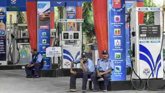 assam-reduces-fuel-prices-by-rrs.r5,-withdraws-duty-on-liquor-by-25%-ahead-of-state-polls