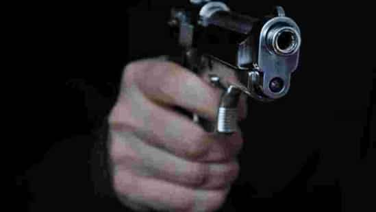 dacoits-gun-down-passenger-in-bus-robbery-in-jharkhand