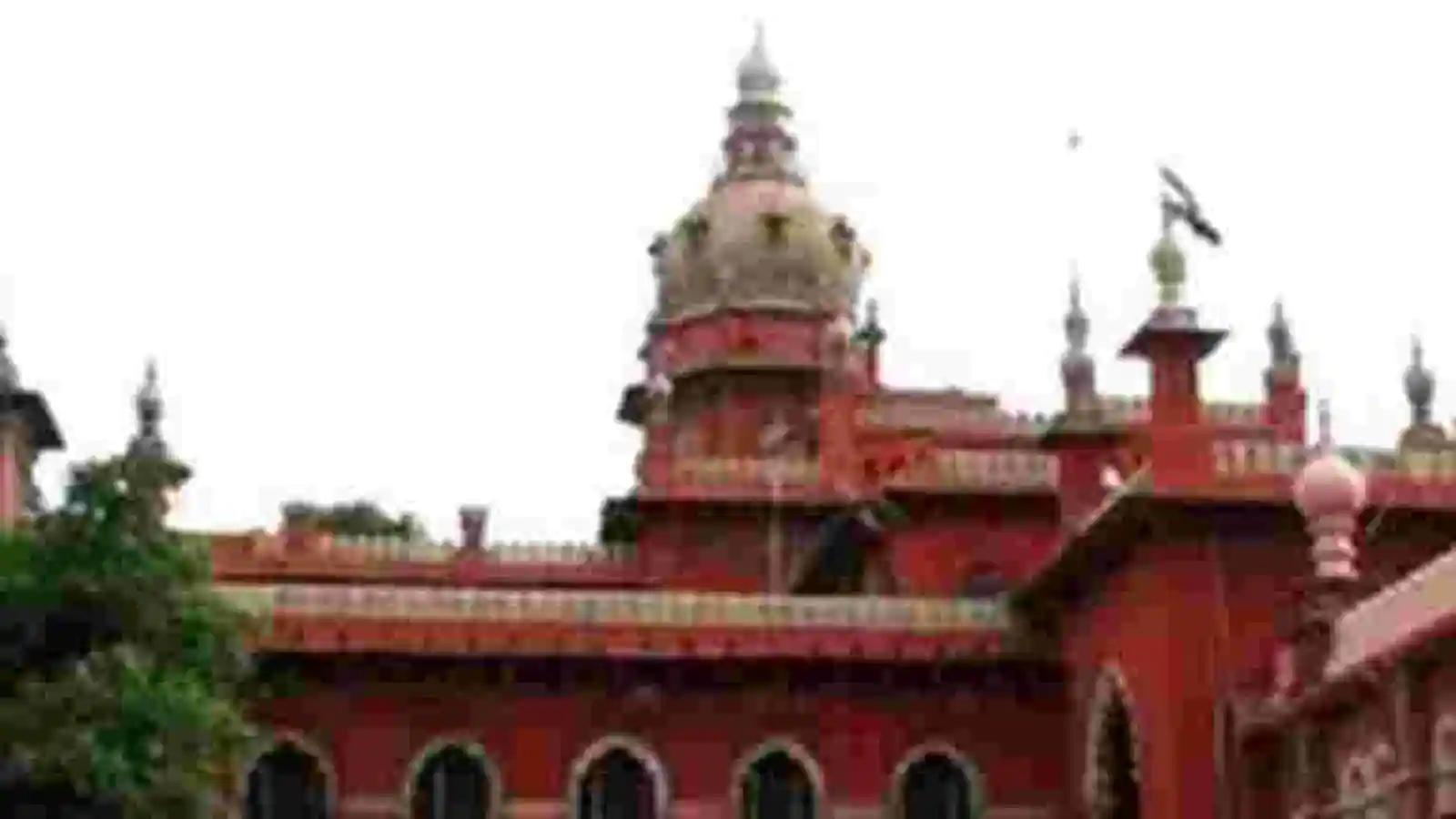 madras-hc-to-monitor-ips-officer’s-sexual-harassment-case-against-top-cop