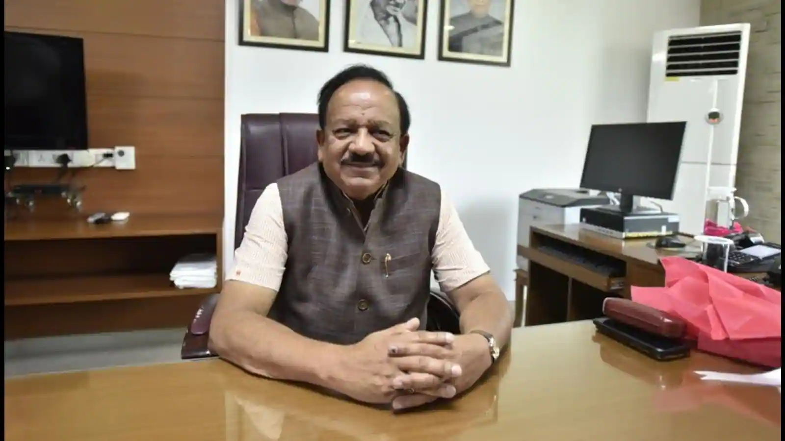 health-minister-harsh-vardhan-to-take-covid-19-vaccine-shot-today