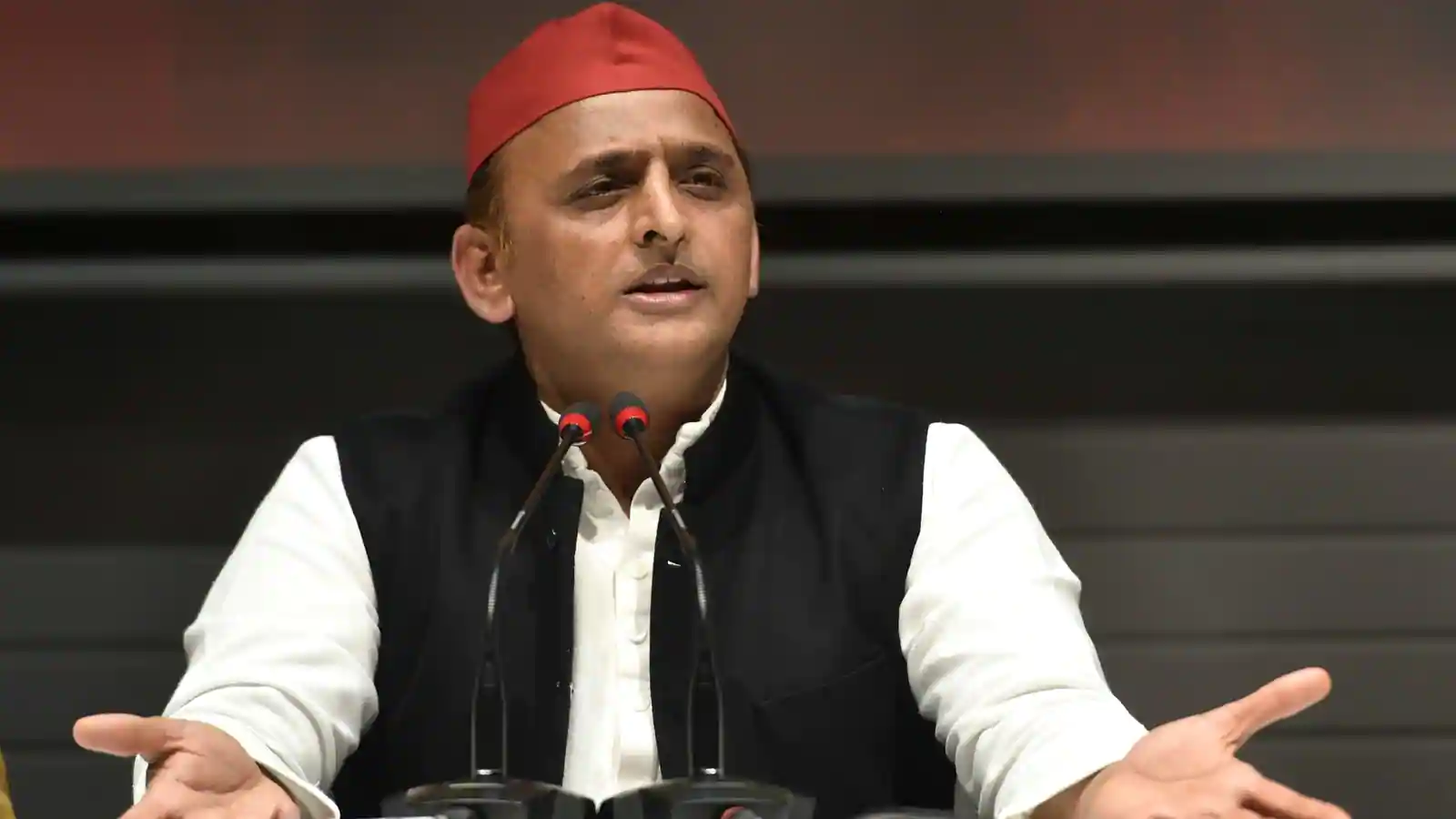 will-abolish-evms-if-sp-comes-to-power-in-up-in-2022,-says-akhilesh-yadav