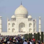 man-held-for-bomb-scare-at-taj-mahal-that-led-to-closure