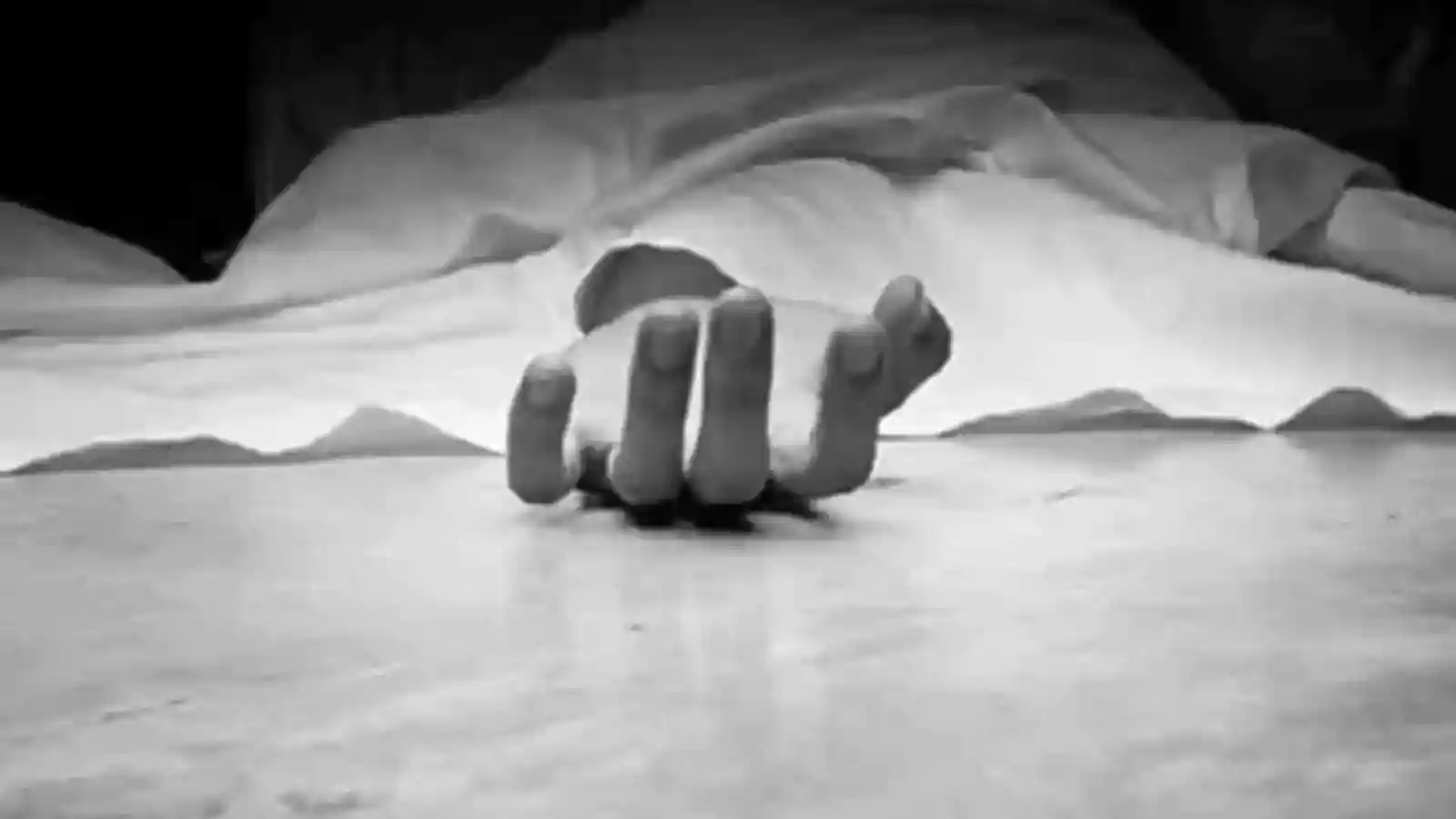 rape-victim-dies-as-accused,-out-on-bail,-sets-her-ablaze