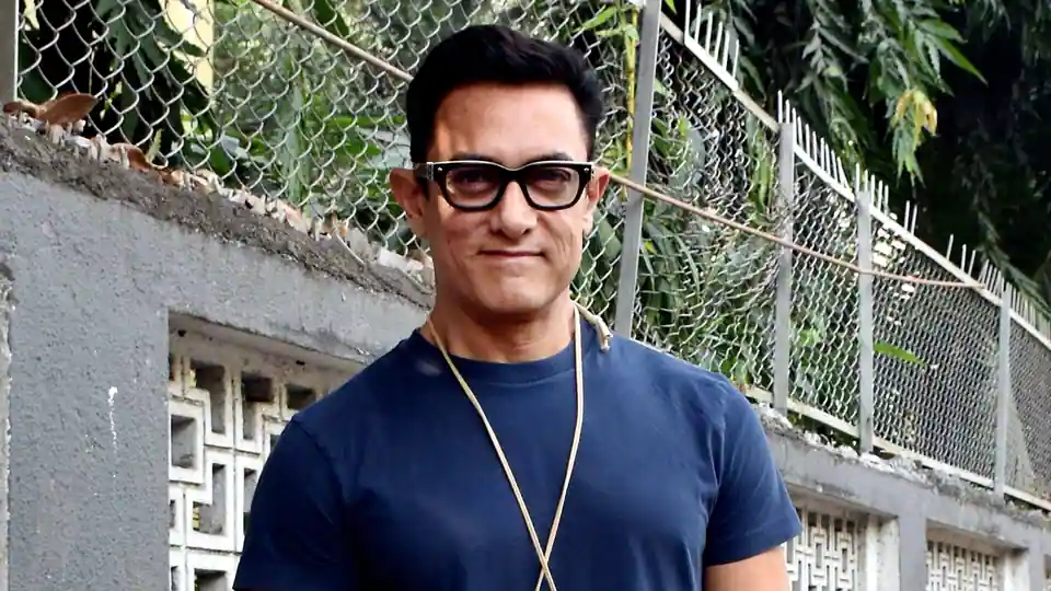 aamir-khan-quits-social-media,-thanks-fans-for-their-love-in-his-‘last-post’