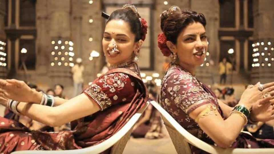 when-priyanka-chopra-was-asked-if-she-wanted-to-do-deepika-padukone’s-role-in-bajirao-mastani,-gave-the-‘perfect’-reply