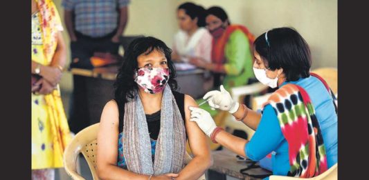 covid-vaccine-at-the-comfort-of-condos:-ncr-residents-say-happy-to-ditch-hospital-visit