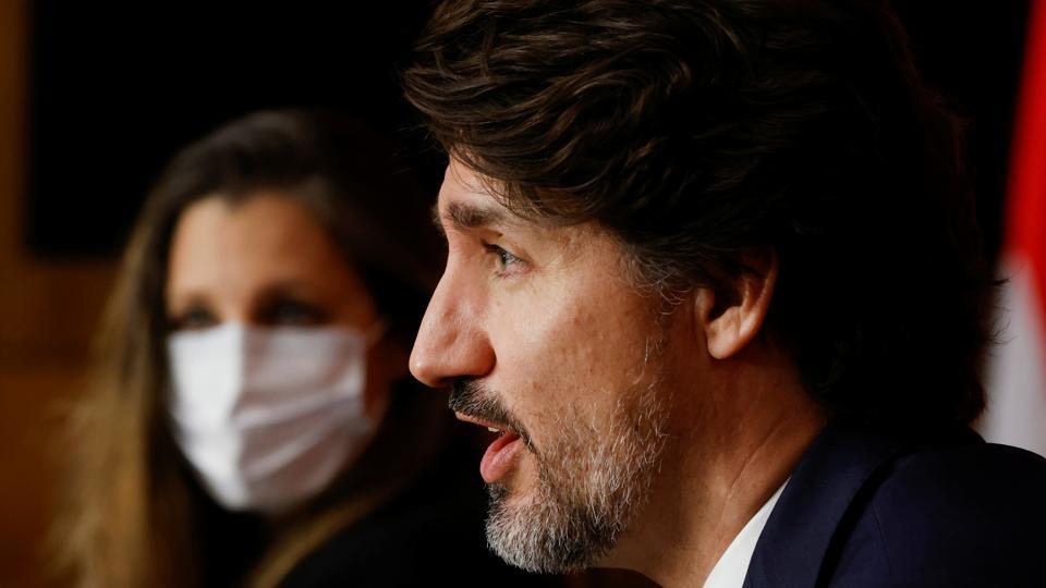 canadian-pm-justin-trudeau-keen-to-take-astrazeneca’s-covid-19-vaccine