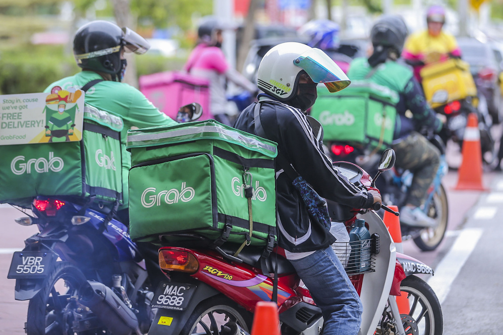 wondering-why-there-is-a-shortage-of-food-delivery-riders-in-kl-and-selangor?-maybe-it’s-just-because-they-are-so-lowly-paid