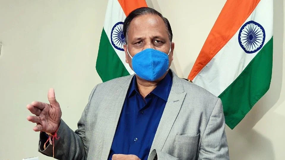 delhi-health-minister-appeals-to-centre-to-import-covid-vaccine,-asks-for-formula-to-be-shared-with-other-manufacturers