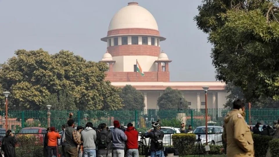 centre-asks-sc-to-review-order-on-state’s-role-in-defining-obcs