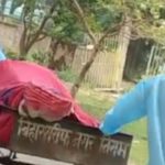 suspected-covid-19-victim’s-body-carried-on-garbage-cart-in-bihar,-probe-ordered