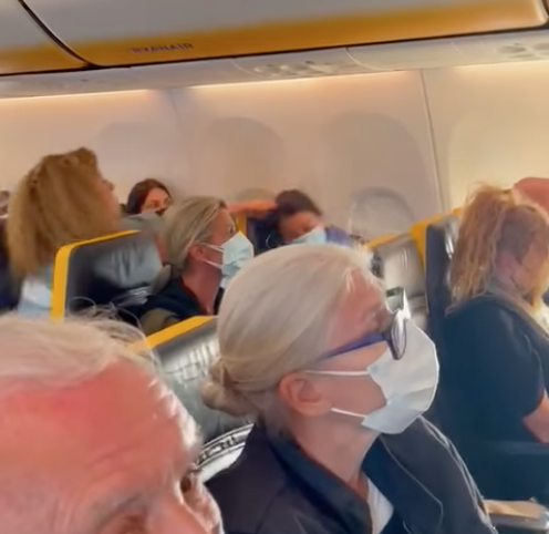 Woman refuses to wear mask in flight, pulls another passenger’s hair, later dragged off plane