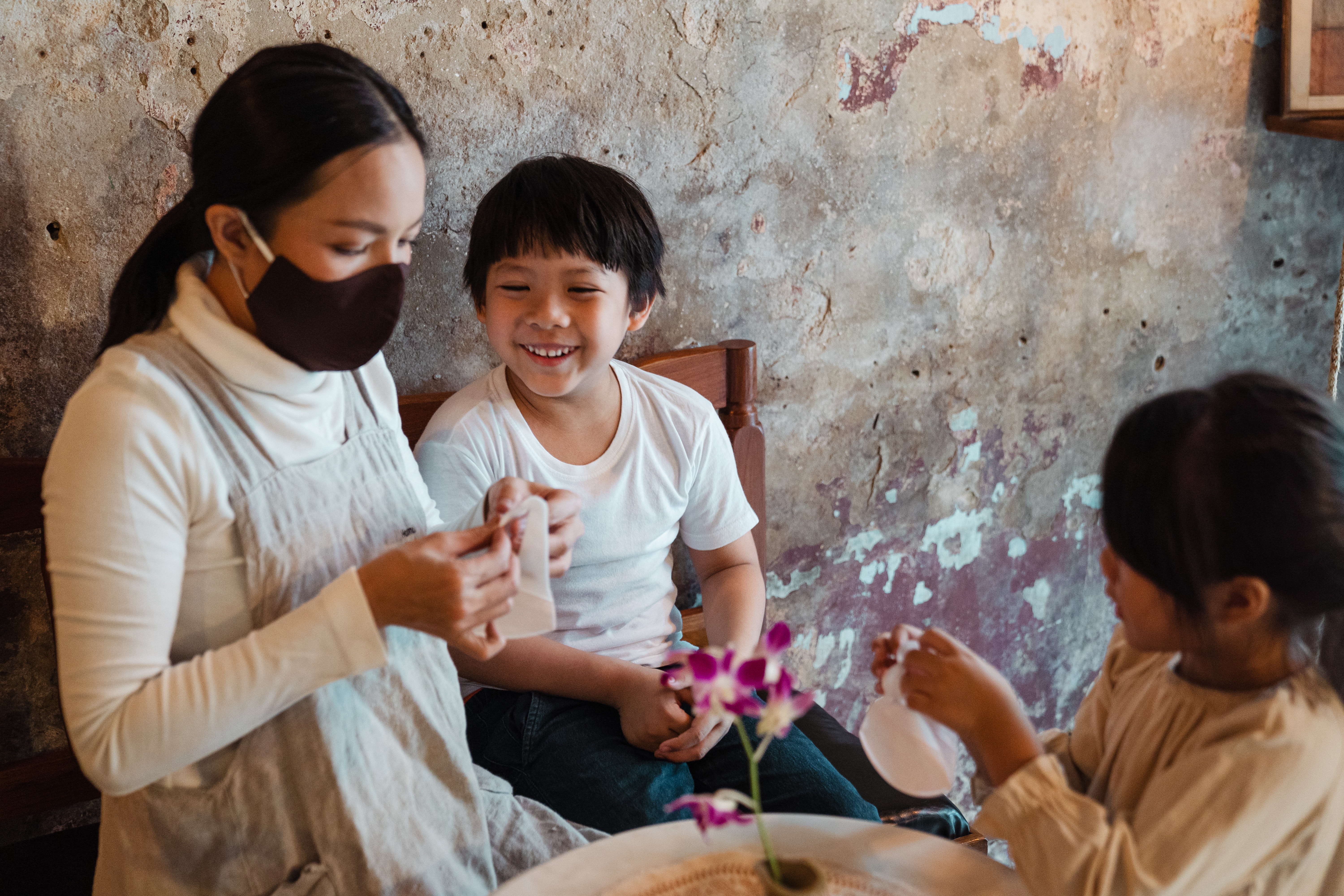 MOH denies that children who have COVID are separated from their parents when travelling