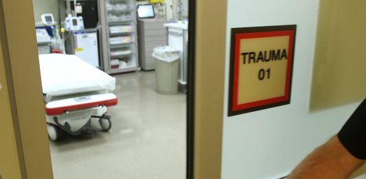 australian-doctor-who-posted-xenophobic,-sexist-comments-banned-from-practice