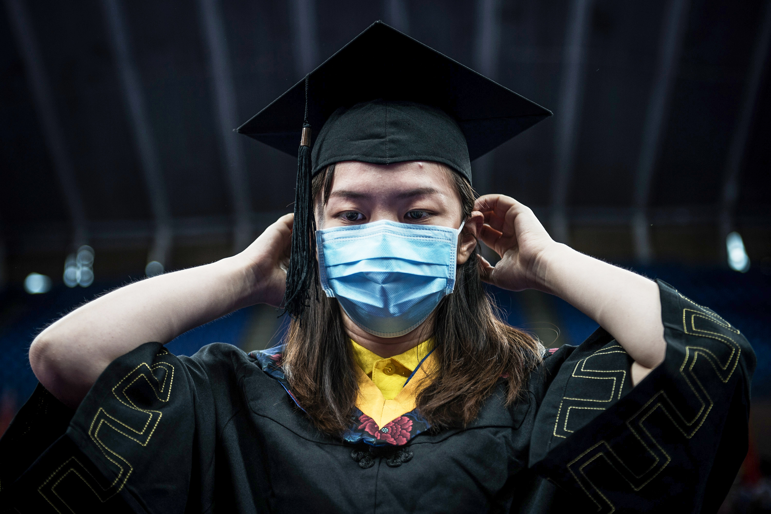 Young graduate gets offered $3K for an office executive job, asks 'how to survive' with a take home pay of only $2.4K