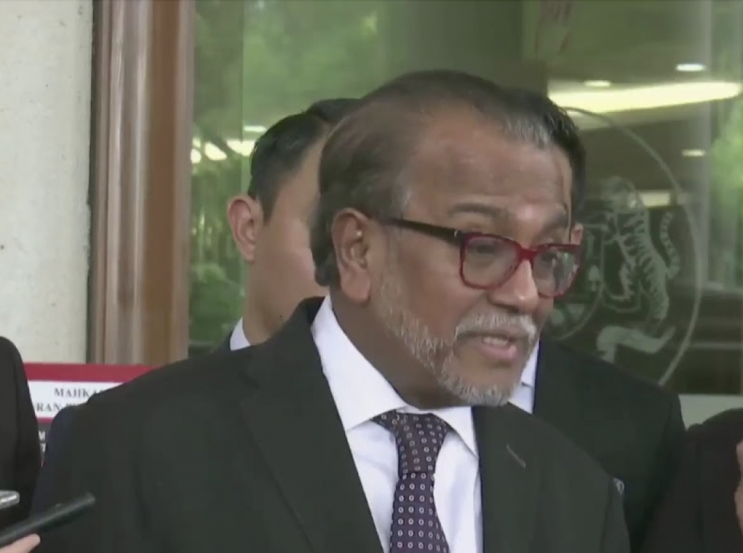 lawyer-blasts-media-who-asked-how-is-najib-behind-bars