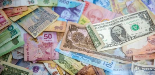 currency-crunch-—-how-to-make-use-of-weakening-currencies-to-further-your-travel-plans