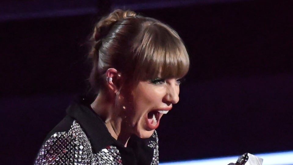 taylor-swift-‘can’t-cope’-over-grammy-nod-for-all-too-well
