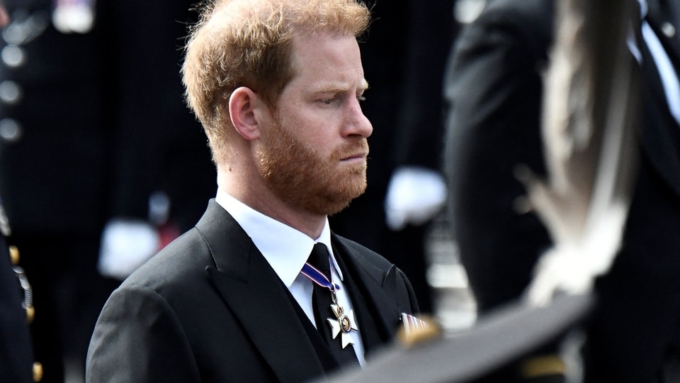 is-harry-hellbent-on-breaking-ties-with-the-royal-family?