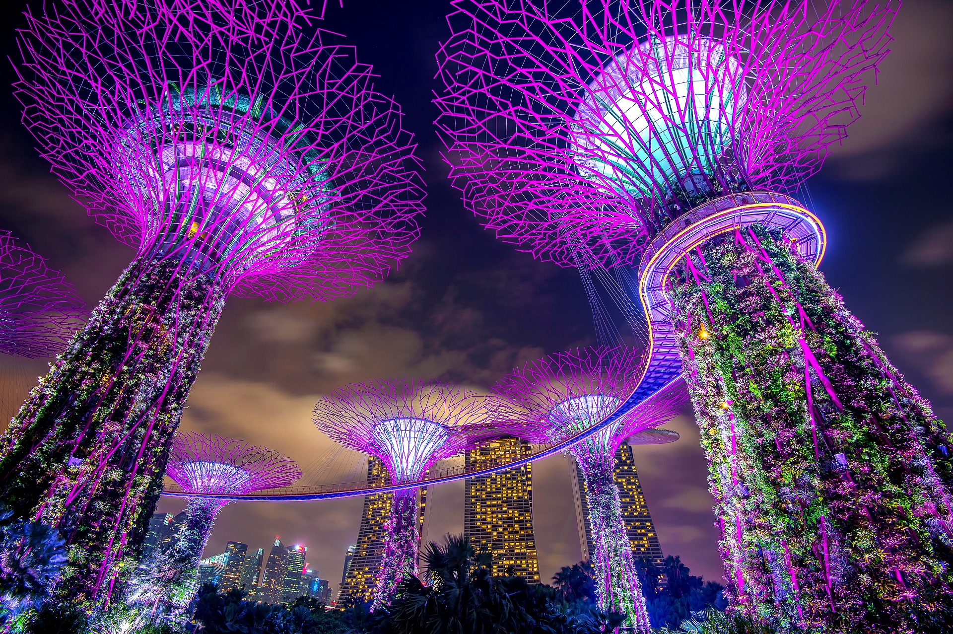 Singapore Travel Tips: Top 5 things you should know when you're on the Little Red Dot