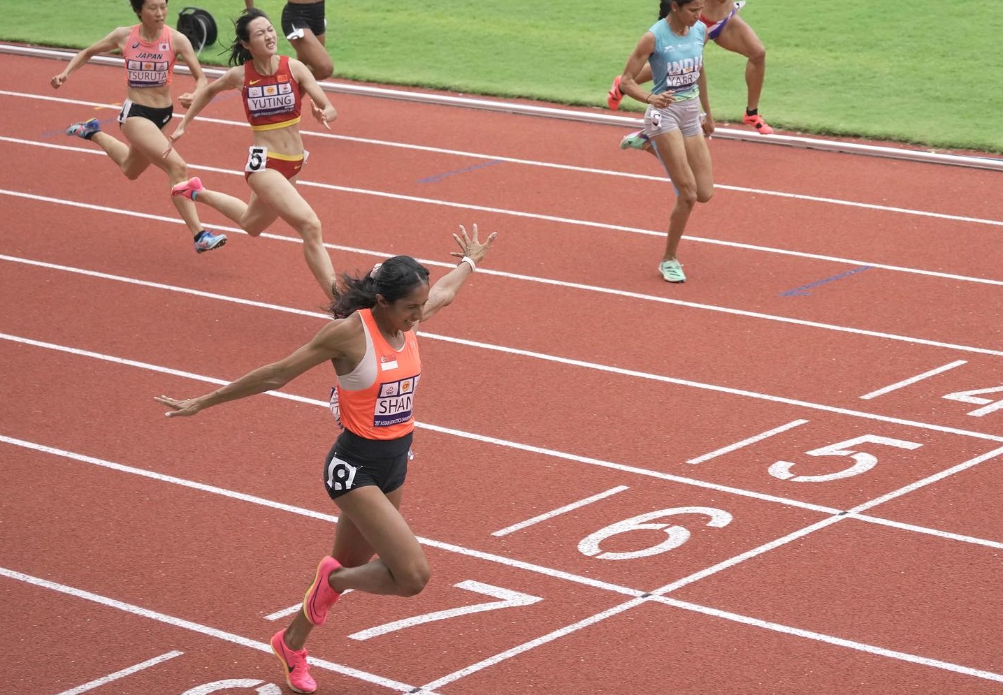 Former SM Tharman and Minister Tong congratulate Shanti Pereira on double gold medal win at Asian Championships