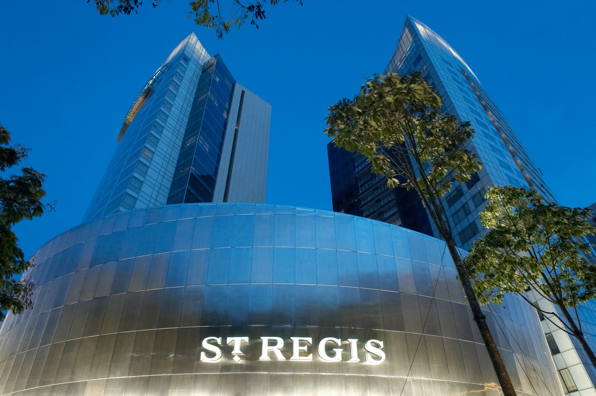 Bride reportedly among 30 people who got food poisoning after St Regis wedding banquet