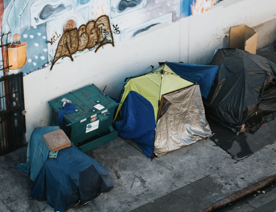 los-angeles-spending-at-a-rate-of-$262,000-per-homeless-person-to-provide-them-a-home?  