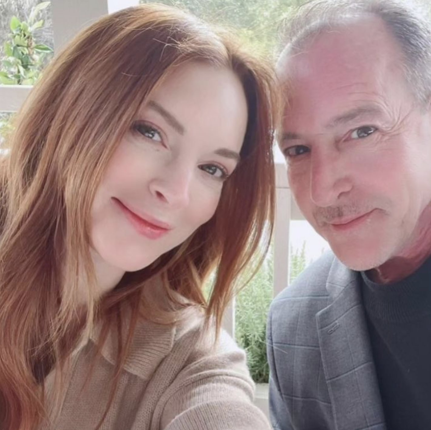 lindsay-lohan’s-father-michael-had-an-aggressive-skin-cancer-removed-from-his-hand