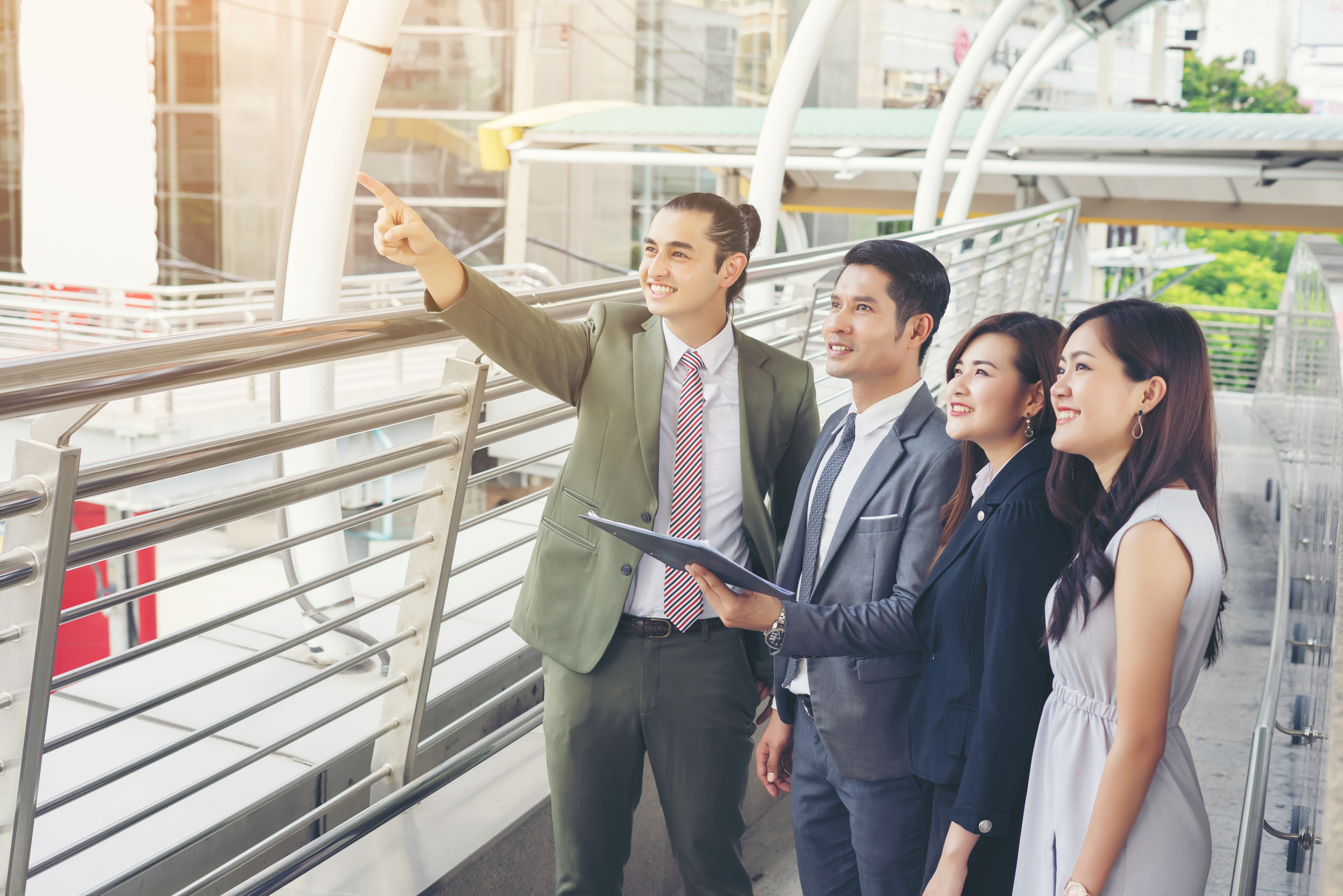 Jobstreet Hiring, Compensation & Benefits Report 2024: 45% hirers confident of "more active" job market this year