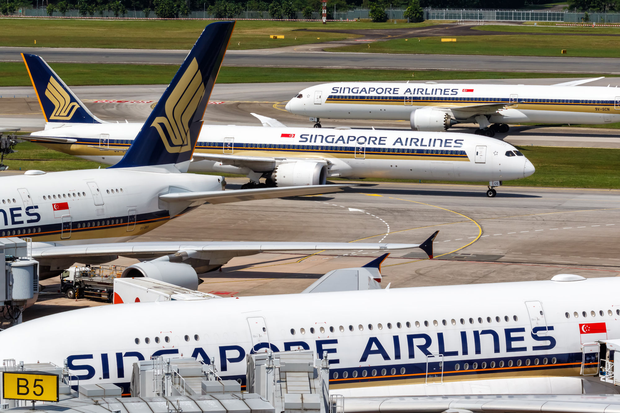 SIA turbulent flight passengers suffering spinal and brain injuries could seek 8-figure payouts