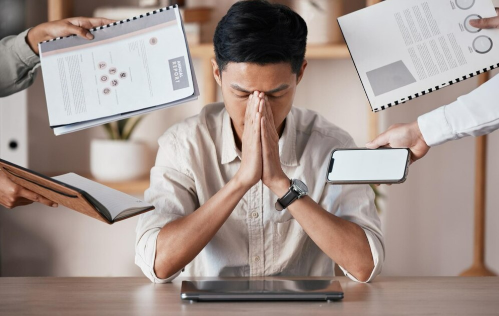 Employee asks, "Is it bad to say 'No' to 'saikang' work from boss?"
