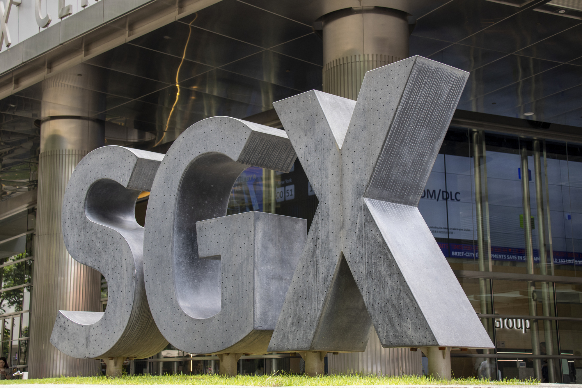 Singapore shares saw gains on Wednesday—STI surged by 0.2%