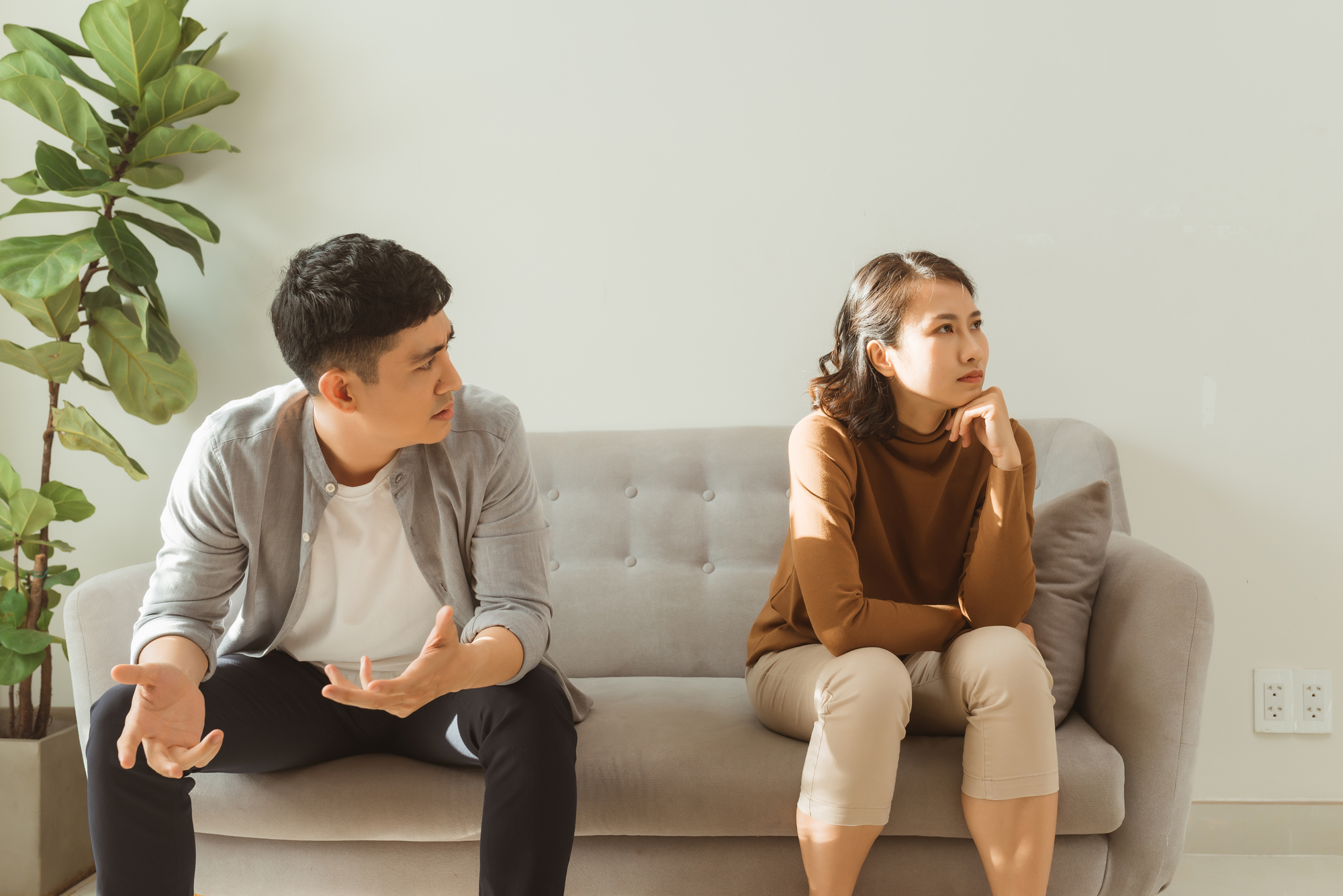 "Would you be okay if your partner went out for drinks with the opposite gender?"