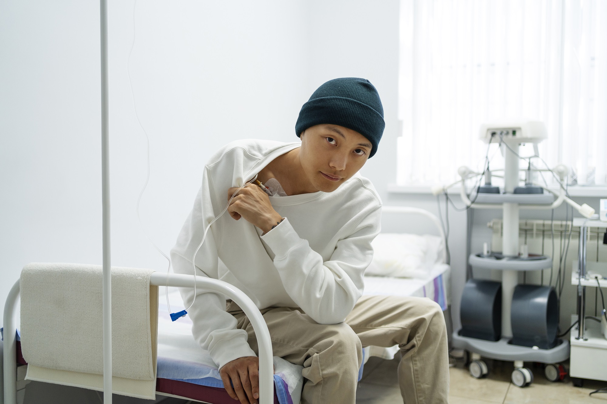 Hospital patient wants people using phones loudly charged with heavy fines