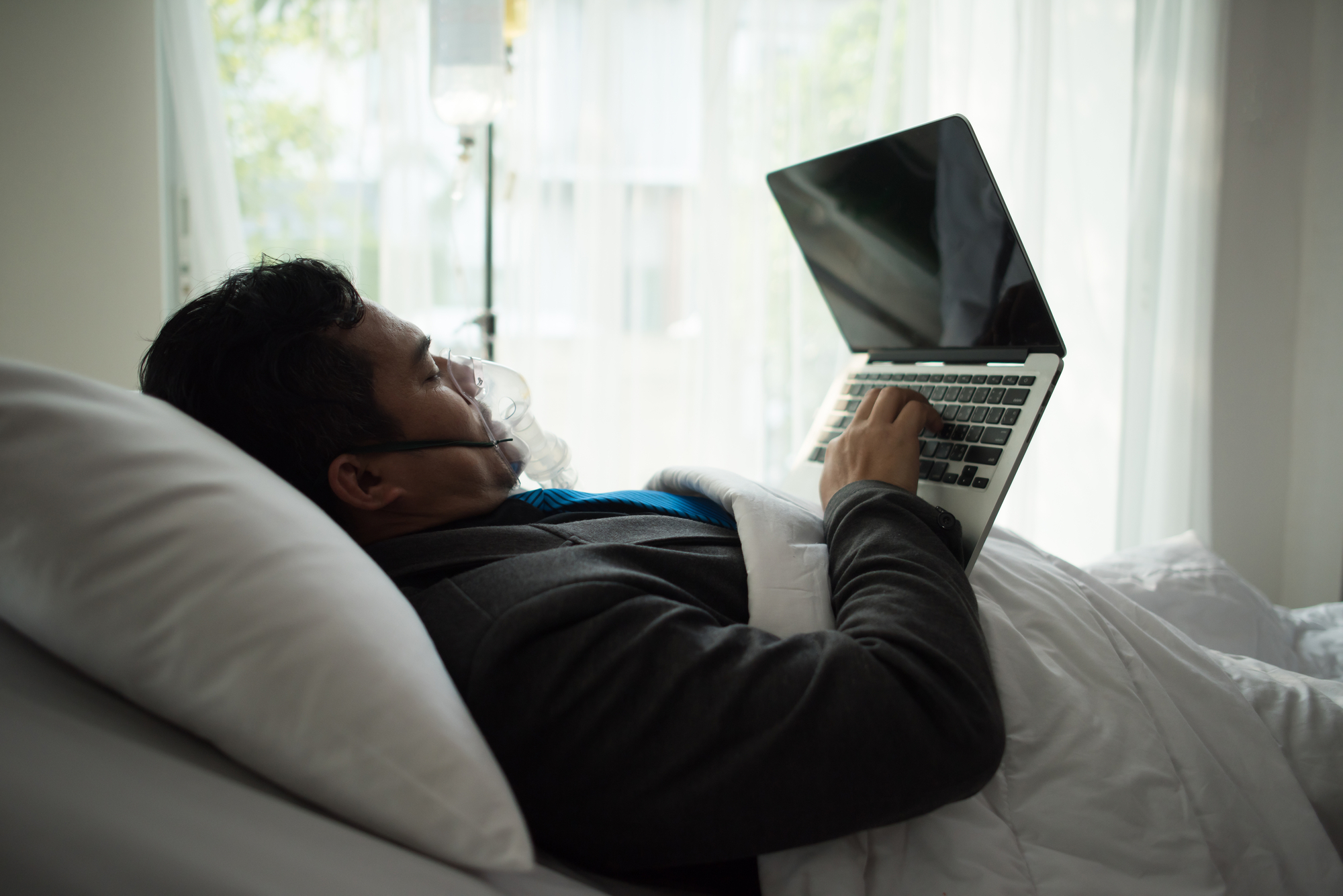 Employee diagnosed with 'end-stage illness' but his bosses 'pile more work onto him and cut short his medical leave'