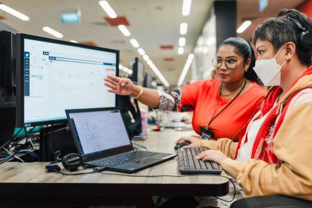 Singaporean CSO Team Lead Indumathi Kunasegaran and her team at DBS find CSO Assistant a boon in helping them serve the bank’s customers more effectively