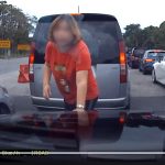 “Singapore aunty kiasu power!” — Woman stops car with just her hand and body in Second Link traffic jam to allow her own car to cut in