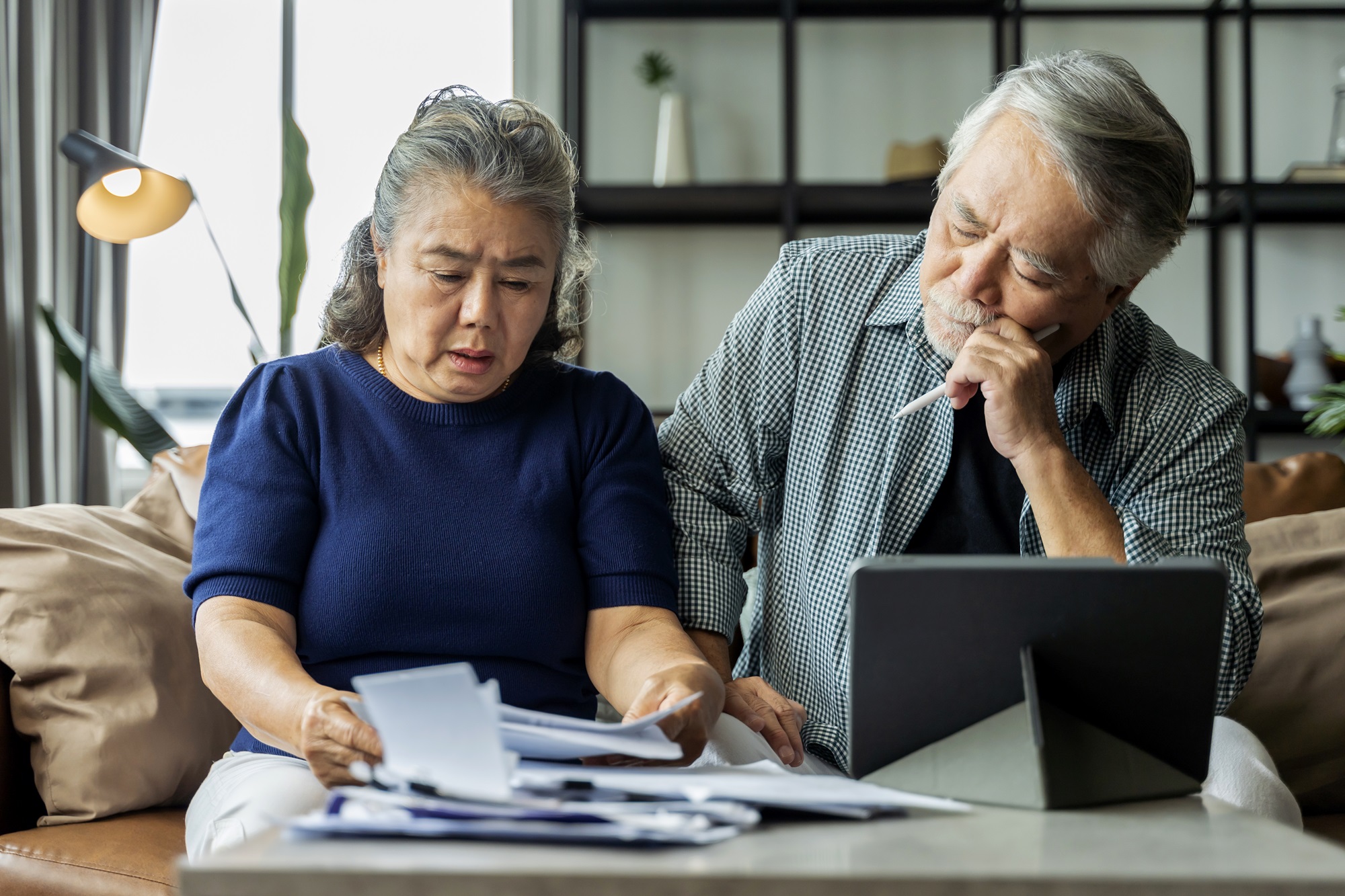 Household incomes surge, spending lags, and government transfers fuel wealth gap