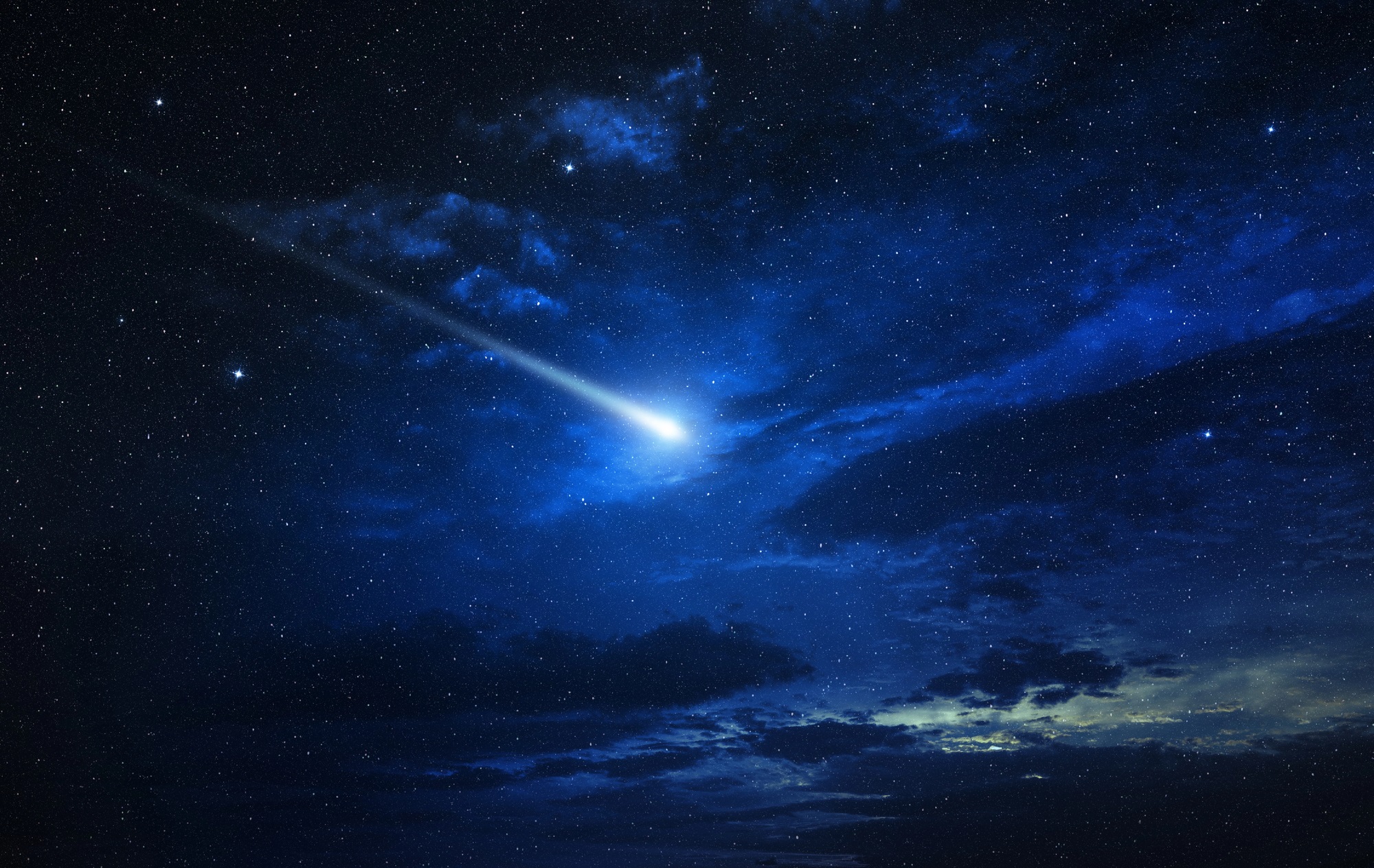 "Once-in-a-lifetime spectacle!" — Rare comet to grace Singapore night skies from Oct 11-22