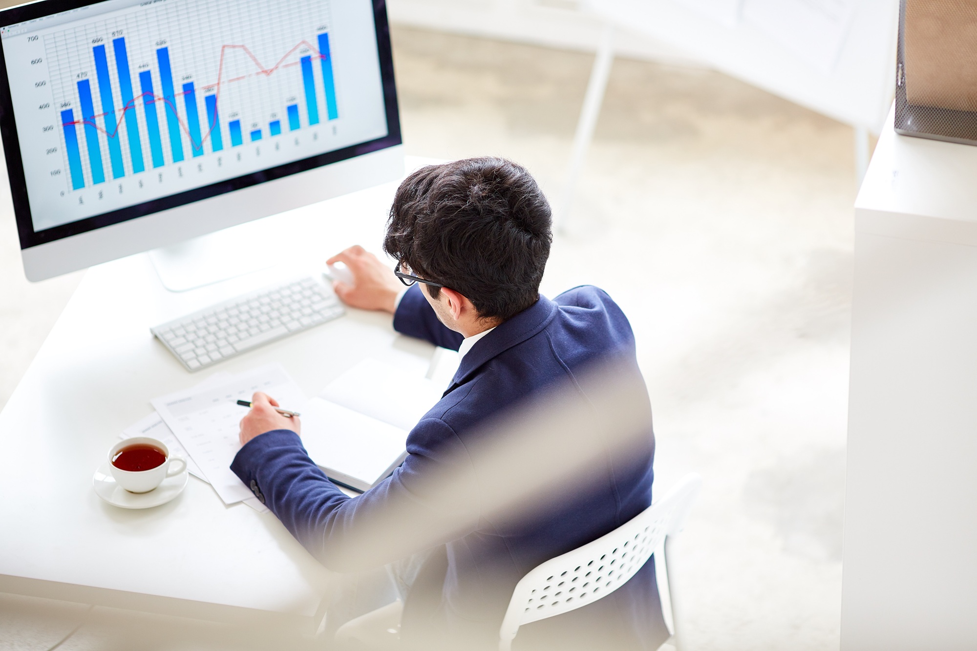 90% business leaders look for critical thinking skills when they seek to hire new staff