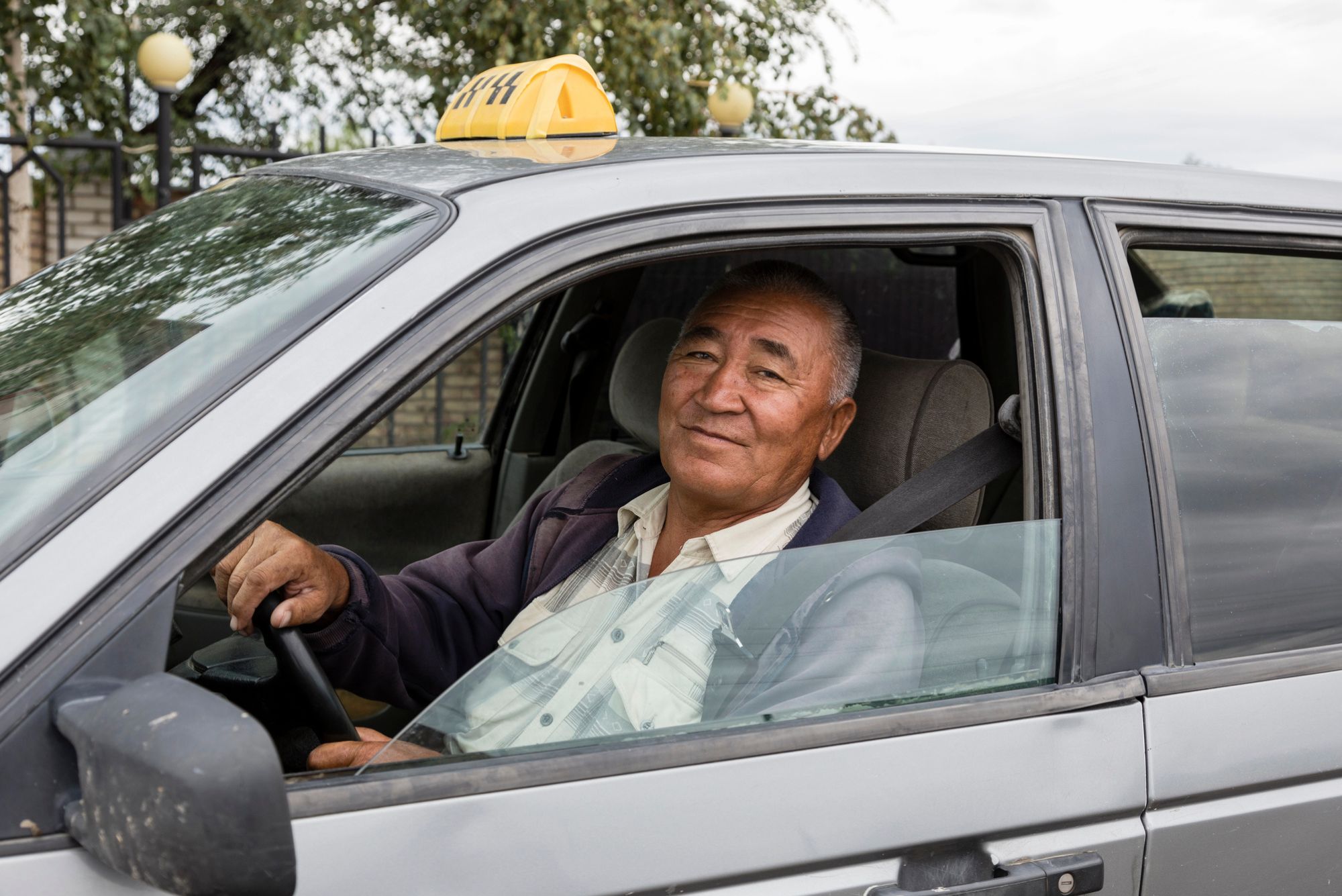 ‘Find your mission.’ SG cabby gives a young tourist life advice