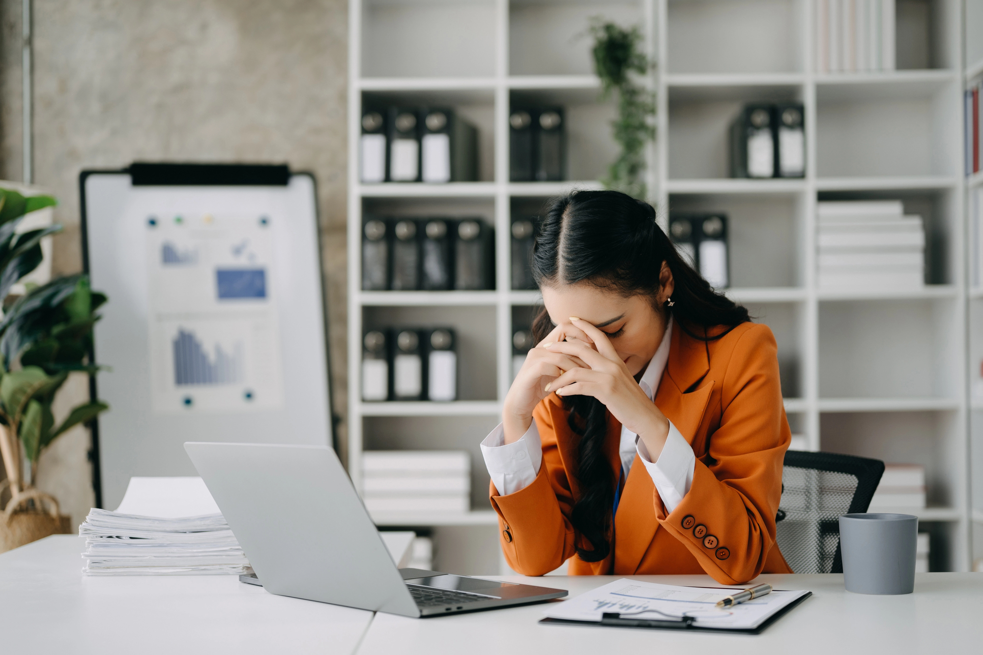 'I’m under immense amount of stress from work and my relationship': Woman asks how to de-stress in Singapore