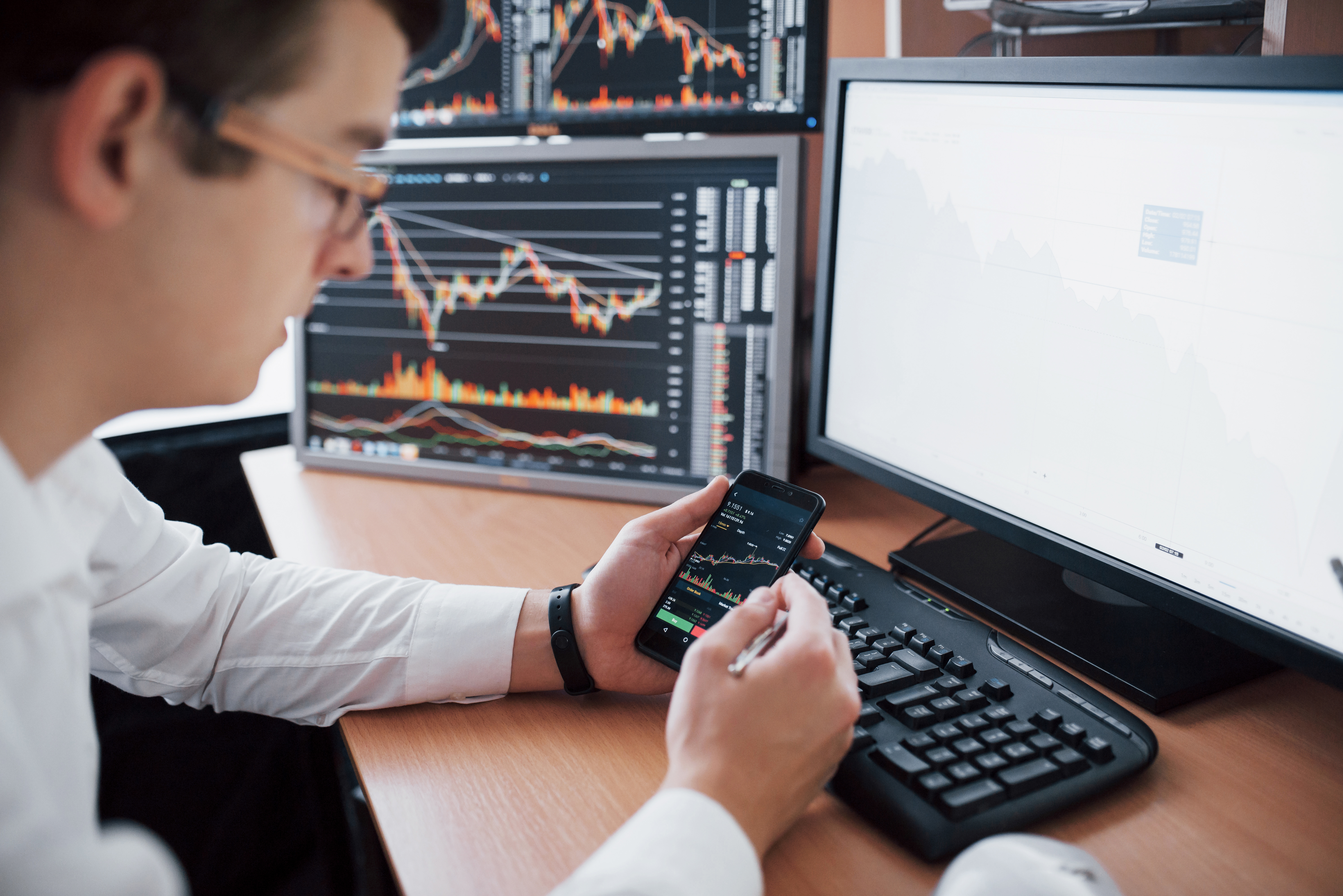 Bursa Malaysia opens lower as market awaits US interest rate decision